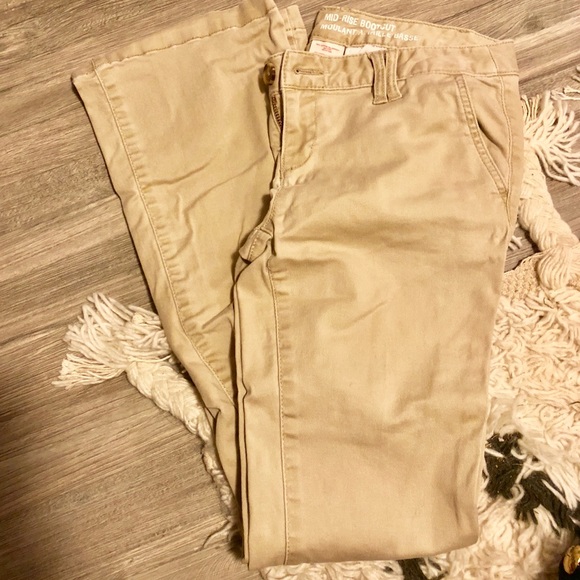 mossimo mid rise bootcut khaki